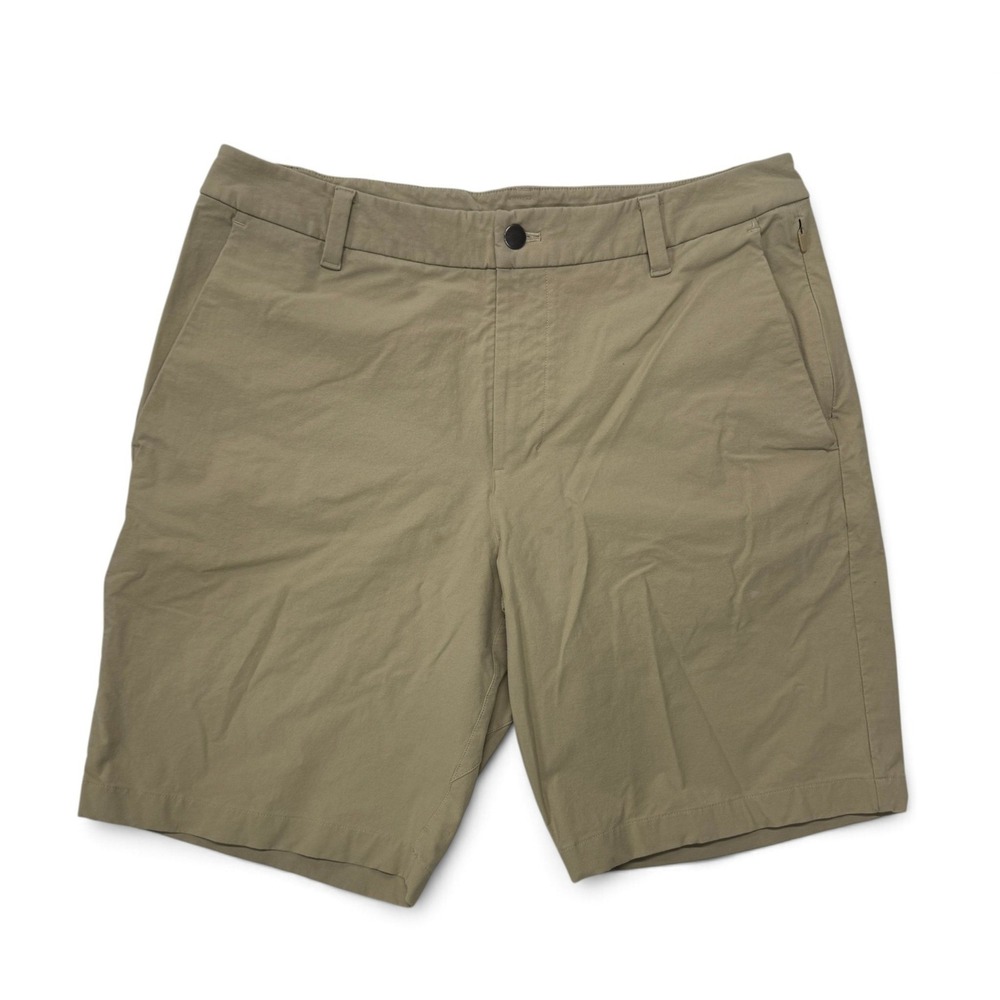 Lululemon Commuter Shorts Mens 32 Khaki Flat Front Chino Stretch Tan